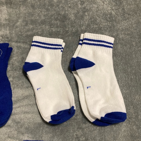 NWOTS Kids Socks - Picture 4 of 7